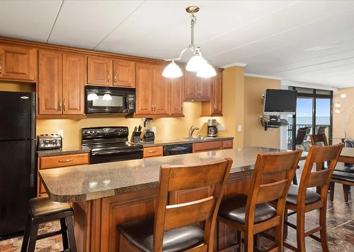 Direct Ocean Views From 2 Bedroom Sea Terrace With Outdoor Pool! *